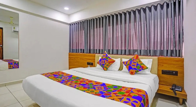 Номер Deluxe Hotel Royal Manor