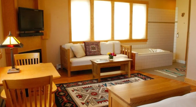 Gallatin River Lodge, Book Hotel SPA-hoteller i Montana, SPA
