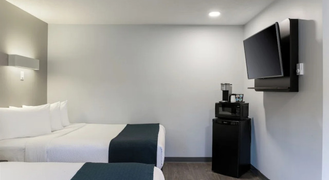 Люкс Standard Motel 6-Saanichton, BC - Victoria Airport