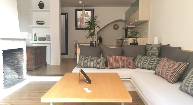 Apartament El Pou, Buchen Sie Ferienwohnung Sant Mori Katalonien