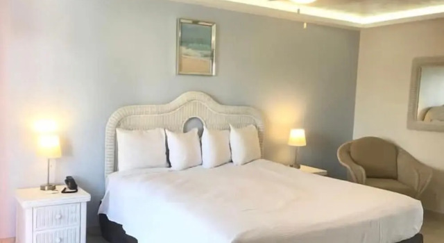 Двухместный полулюкс Bell Channel Inn Hotel