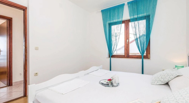 Amazing Home in Senj With Wifi and 3 Bedrooms, Prenota Hotel Segna 