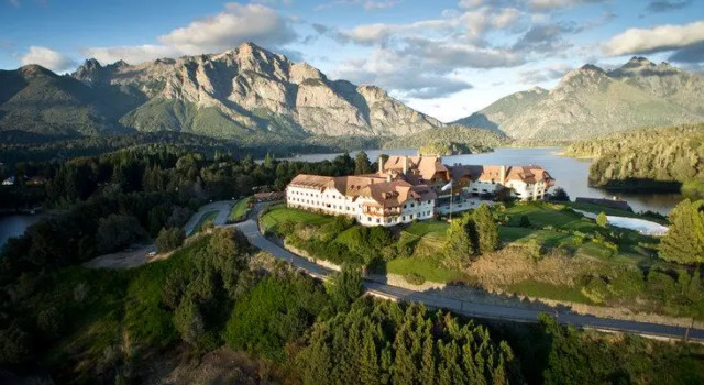 Номер Standard с видом на горы Отель Llao Llao Hotel & Resort Golf-Spa