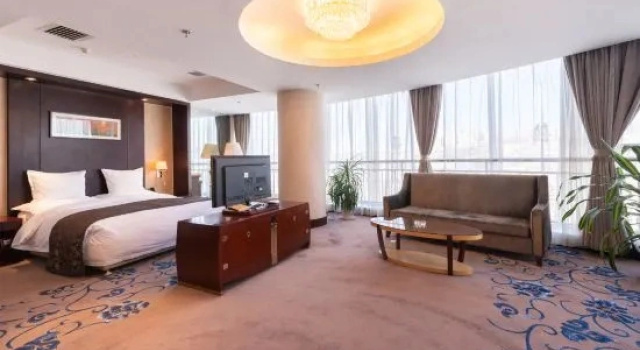 Номер Deluxe East River International Hotel