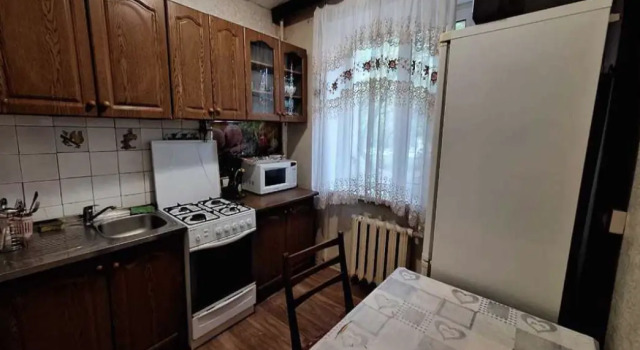 Dobro pozhalovat' v stolicu on 36 Kastanaevskaya street, building 3, Book Apartment Hotels in Moscow with Parking, near Filyovsky Park, Parking