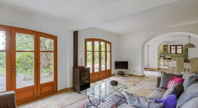 Plush Holiday Home in Tourrettes With Private Swimming Pool, Забронировать Отель Отели Туррет с бассейном, Бассейн