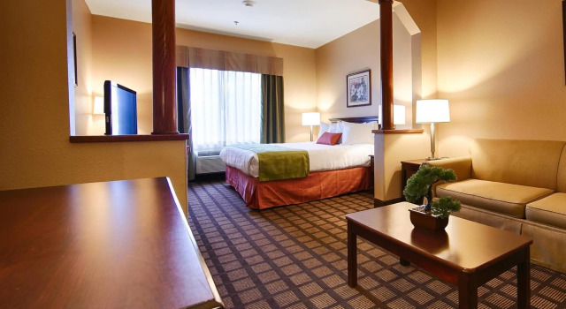 Люкс Spark By Hilton Merrillville