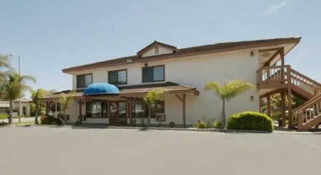 Номер Deluxe Red Roof Inn Lompoc