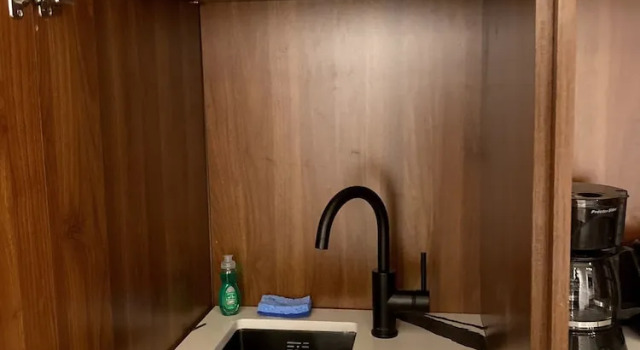 Студия 424 Gold Way-Apt. 301, Studio Apartment