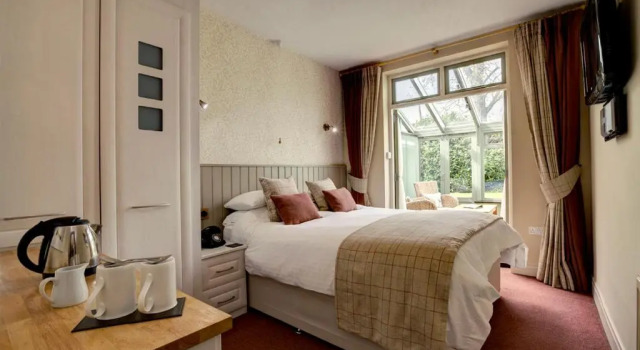 Двухместный номер Standard Цокольный этаж Stone House Hotel