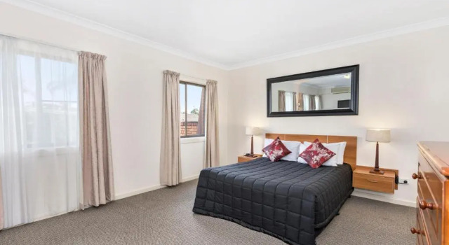 Номер Executive Comfort Inn Centrepoint Motel