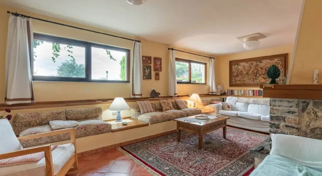 Marvellous Holiday Home near Palermo with Pool & Garden, Prenota Hotel Misilmeri Sicilia