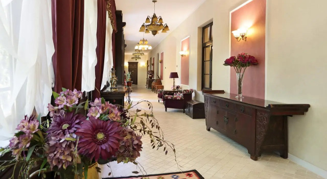 Hotel Regal 1880 - Boutique Hotel in Parcul Central Sinaia, Забронировать Отель Синая Sinaia-Azuga-Busteni, рядом с George Enescu Memorial House