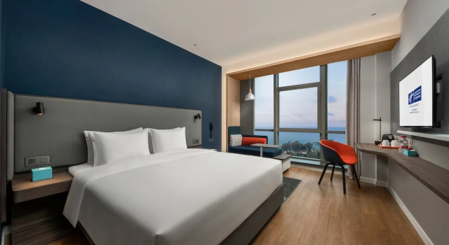 Двухместный номер Standard с видом на океан Holiday Inn Express Beihai Silver Beach by IHG