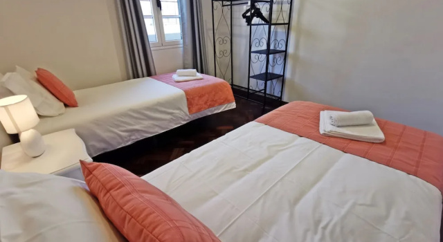 Двухместный номер Classic с 2 комнатами CASA DOS AVÓS Apartments with Pool in Funchal