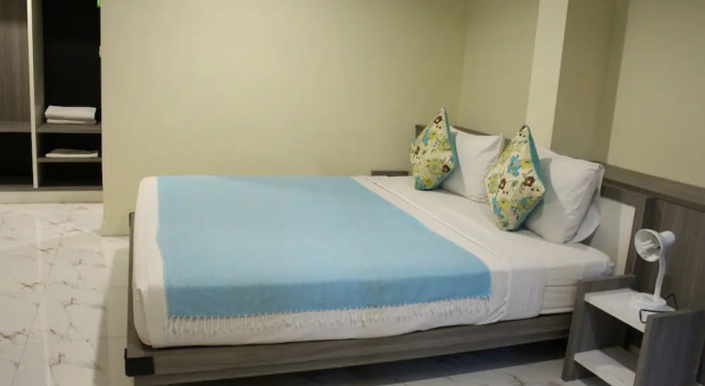 Трёхместный номер Deluxe Samsen Sam Place