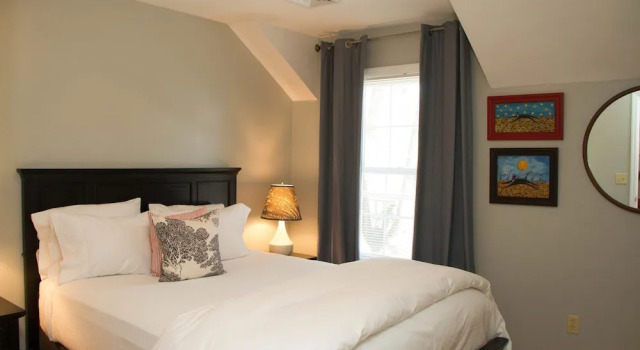 Люкс Deluxe Inn at Pine Plains