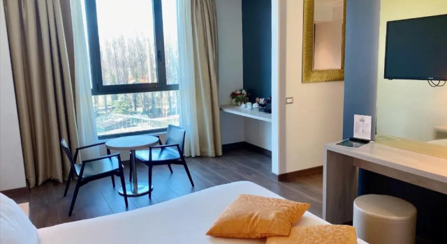 Полулюкс с видом на бассейн AN Park Hotel Milano Settala