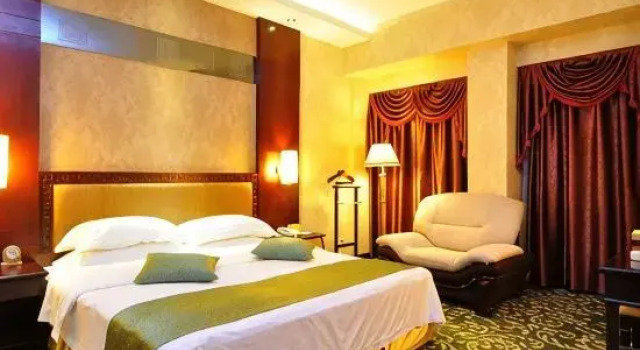 Люкс Business Economic Trade Hotel
