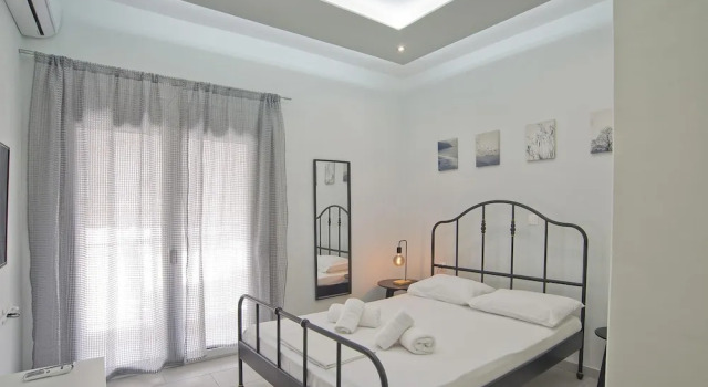 Sofia s Home in Piraeus