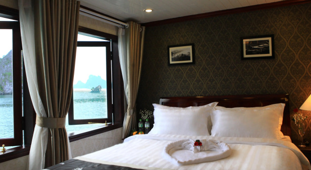 Phoenix Luxury Cruise