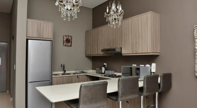 Апартаменты с 3 комнатами Heritage Square Apartments
