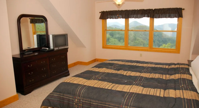 HARVEST MOON - 3 Br Cabin