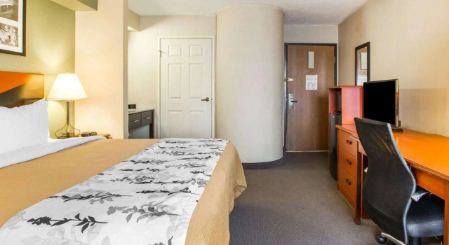 Двухместный номер Standard Sleep Inn Naperville - Chicago