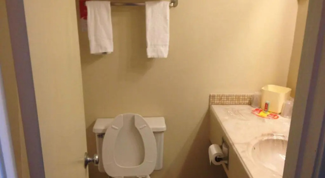 Номер Standard Econo Lodge Burlington I-40
