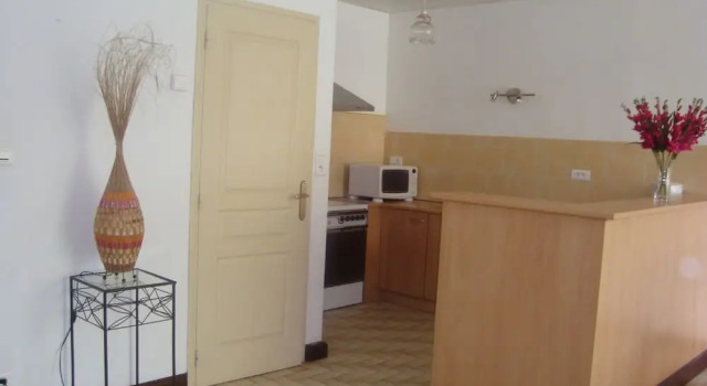 Aux Aliziers, Rezervați Hotel Hoteluri în Peyreleau cu parcare, Parcare
