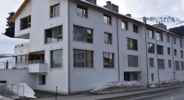 Domofaber 296 Gu, Book Hotel Parpan 