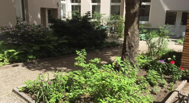 Апартаменты Upmarket Studio with Balcony in Friedrichshain