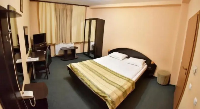 Paraul Rece, Rezerwuj Hotel Hotele w Prahova Valley z parkingiem, Parking