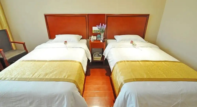 Двухместный номер Standard GreenTree Inn Linyi International Convention Center Express Hotel