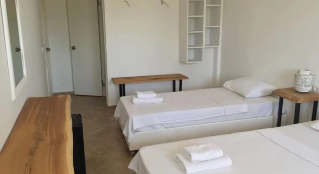 Двухместный номер Economy с балконом Pataros Hotel