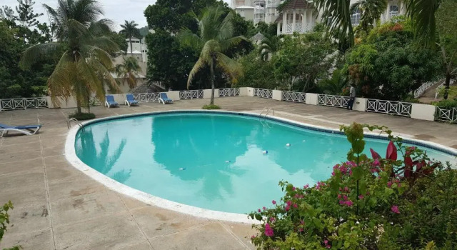 Ivory Tower Ocho Rios, Rezervovat Hotel Hotely v Ocho Rios Coast s bazénem, Bazén