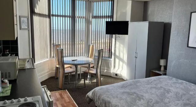 Номер Standard Promenade Beach Apartments