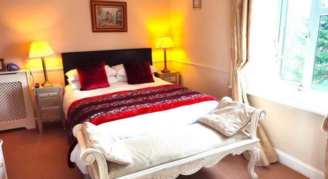 Коттедж с видом на море Robin Hill House Heritage B&B