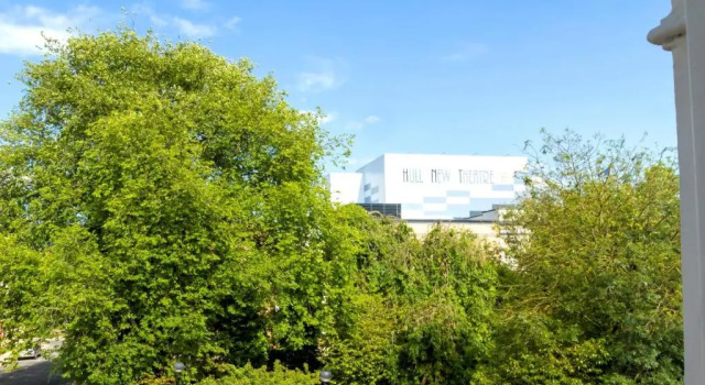 Номер Executive Kingston Theatre Hotel