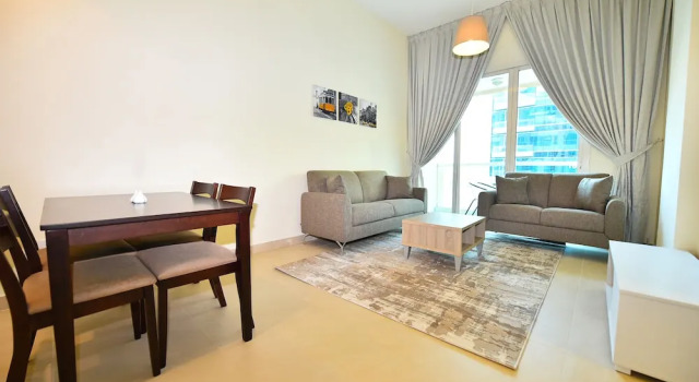 Апартаменты Standard с балконом Marina Park 1 Bed with Study for 3 People