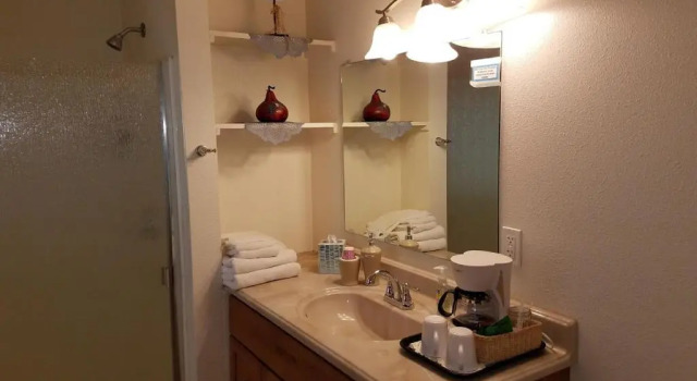Четырёхместный номер Standard Yosemite Nights Bed & Breakfast