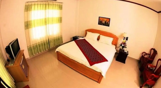 Трёхместный номер Deluxe Douangpraseuth Hotel