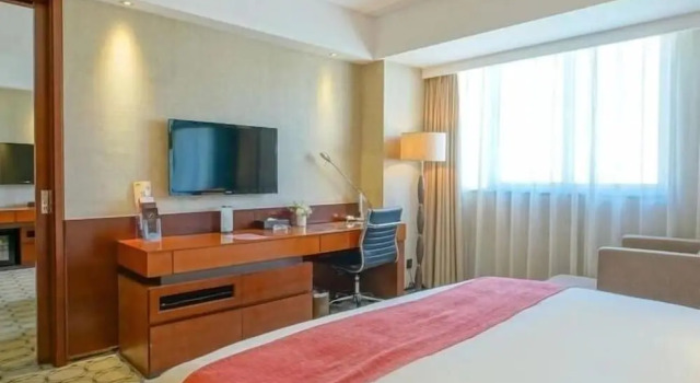 Люкс Business Nanjing RSUN Hotel