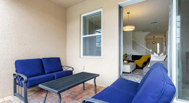 Коттедж Golden Palms Resort 8 Bedroom Vacation Home with Pool - 1722