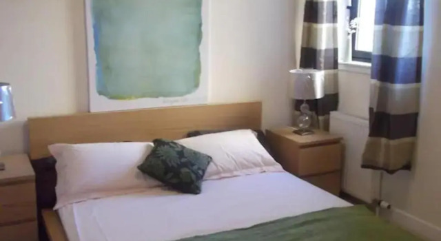 Апартаменты Riverview-2br-sleeps4-citycentre-parking-fastwifi