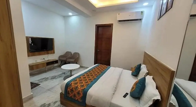 Fabhotel The Param Continental, Забронировать Отель Отели Нью-Дели с завтраком, Завтраки