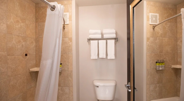 Люкс Holiday Inn Express Houghton-Keweenaw by IHG