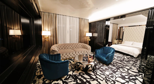 Люкс Best Louis Hamilton Hotel Gwangan