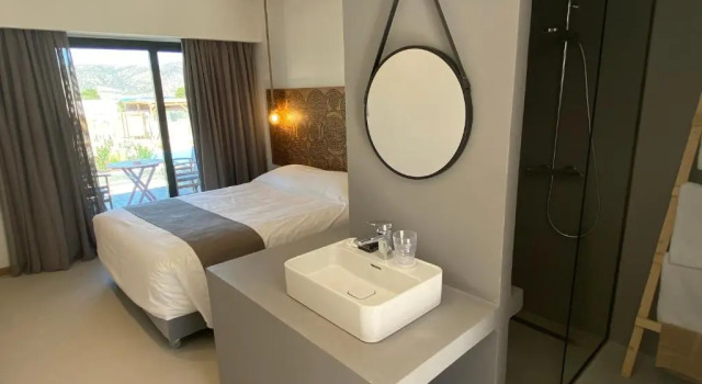 Номер Standard с частичным видом на море Helios Beach Hotel & Bungalows
