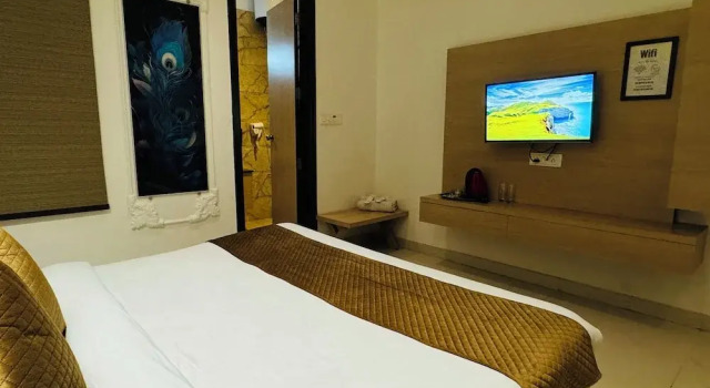 HolidayVilla & Suites Amritsar- Green Avenue, Prenota Affittacamere Hotel economici a Punjab